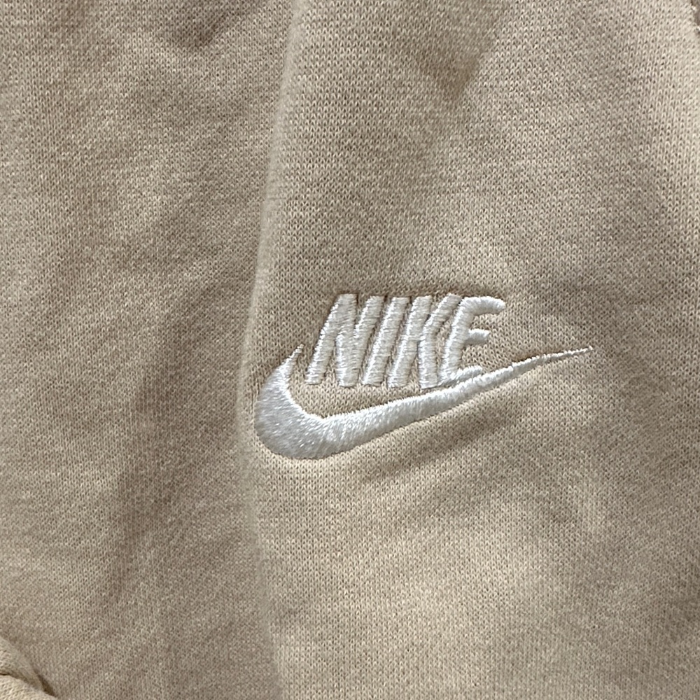 Nike Big Kids Beige Jogger Sweat Pants - Picture 3 of 4